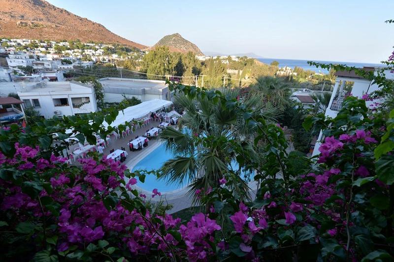 Sunny Garden Nilufer Hotel Turgutreis Extérieur photo