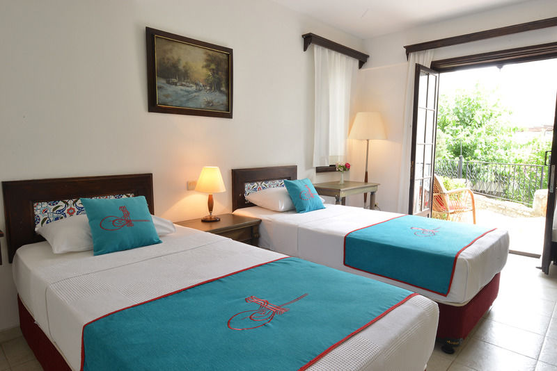 Sunny Garden Nilufer Hotel Turgutreis Extérieur photo