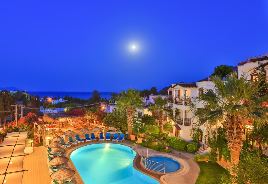 Sunny Garden Nilufer Hotel Turgutreis Extérieur photo