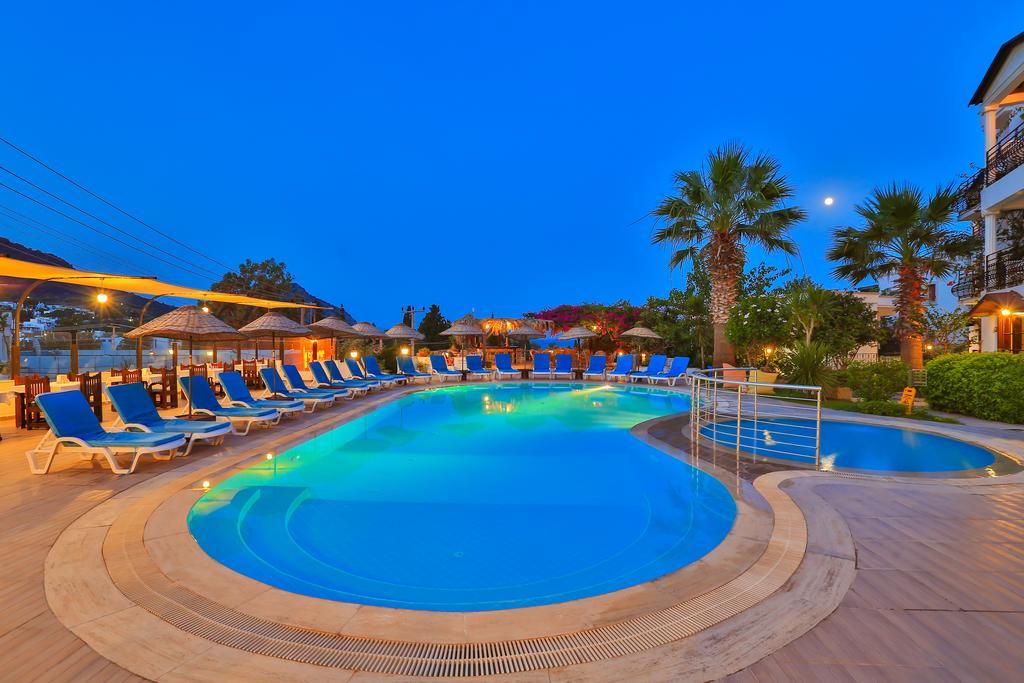 Sunny Garden Nilufer Hotel Turgutreis Extérieur photo