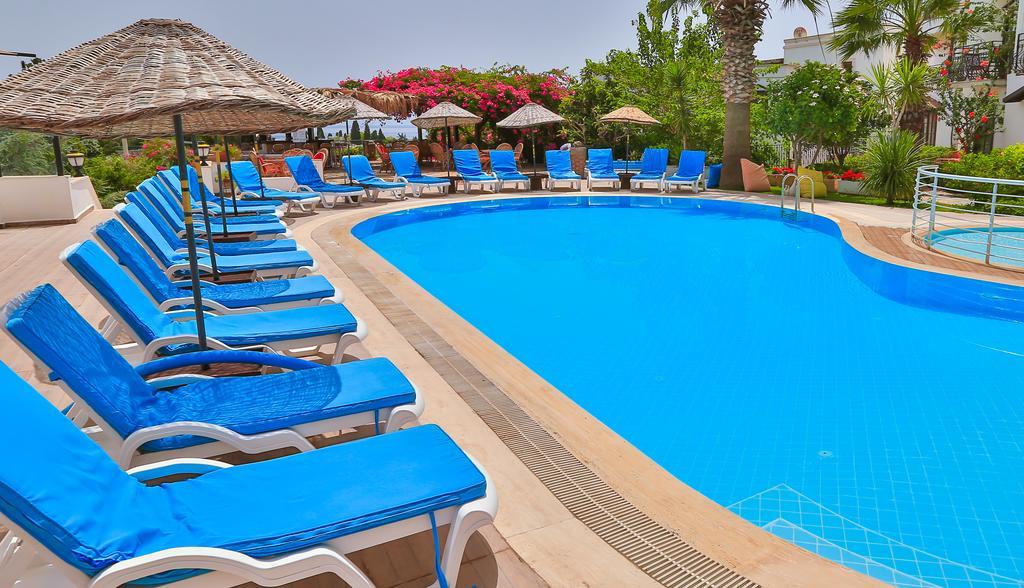 Sunny Garden Nilufer Hotel Turgutreis Extérieur photo