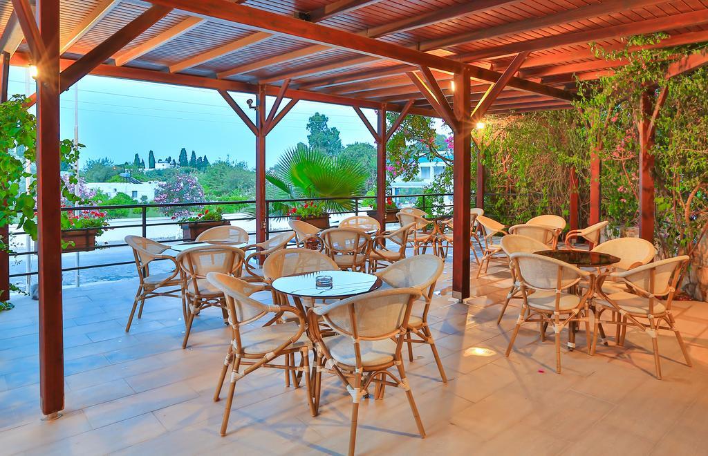 Sunny Garden Nilufer Hotel Turgutreis Extérieur photo