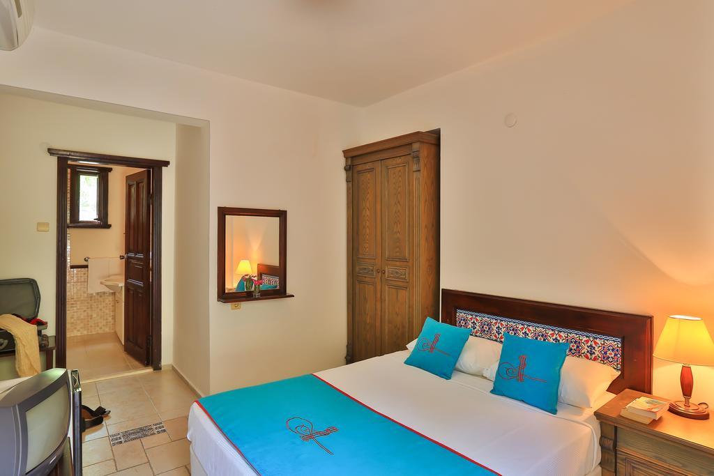 Sunny Garden Nilufer Hotel Turgutreis Extérieur photo